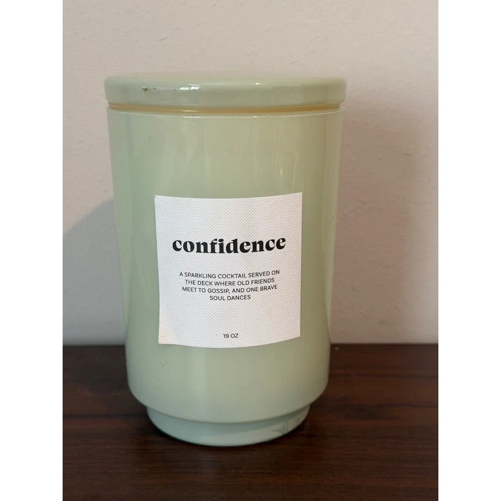 Place & Time Confidence Sparkling Pear Bellini 19oz Sage Green Jar Candle NEW